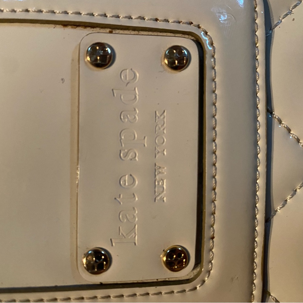 Kate Spade White Leather Handbag with Metallic Accents